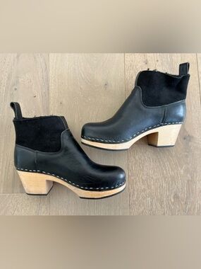 Swedish Hasbeens Zip It Emy Clog Booties sz 37 / 6.5